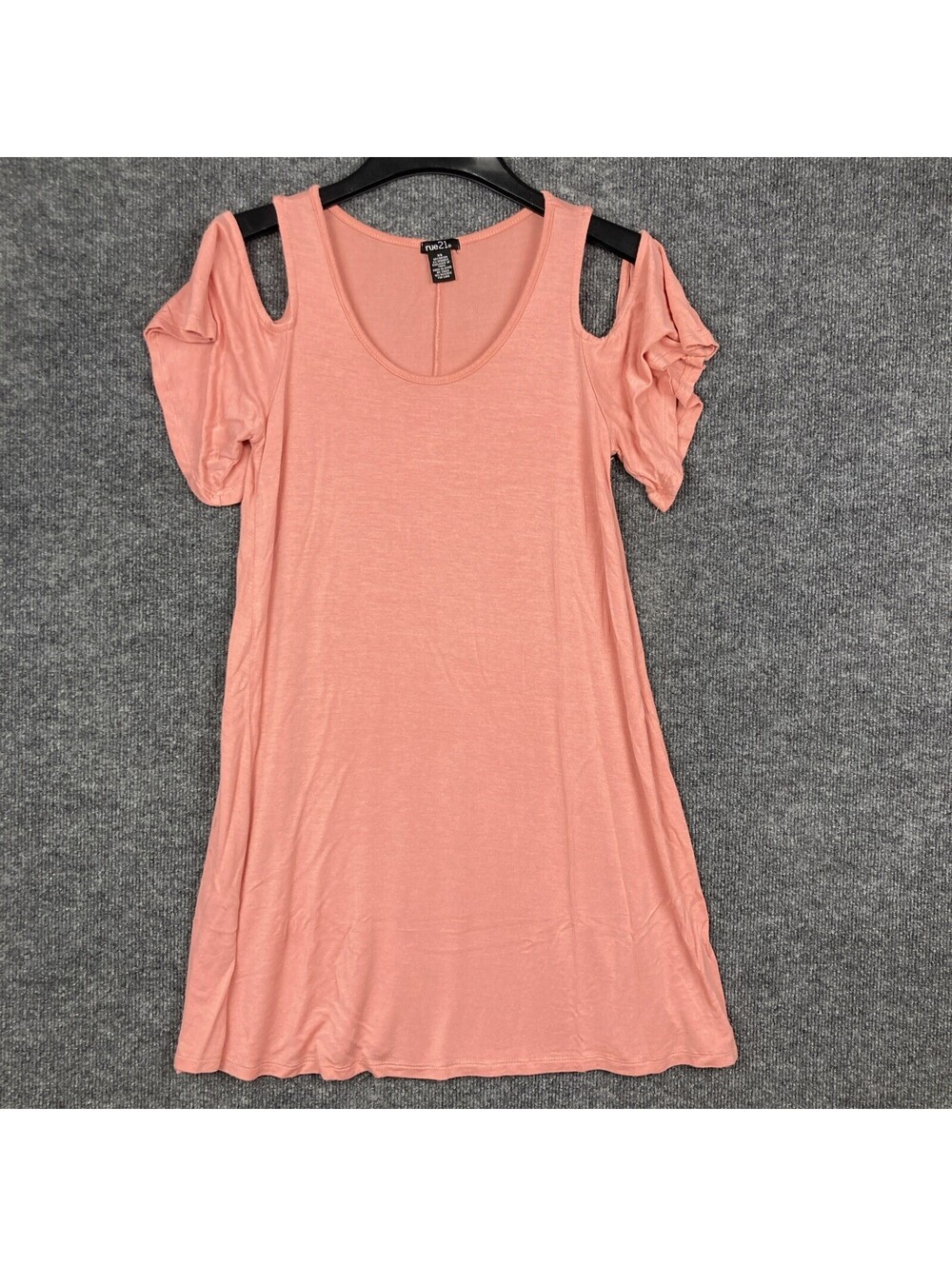 Rue 21 Juniors Size XS Peach Pink Scoop Neck Cold Shoulder Knee Length Dress EUC